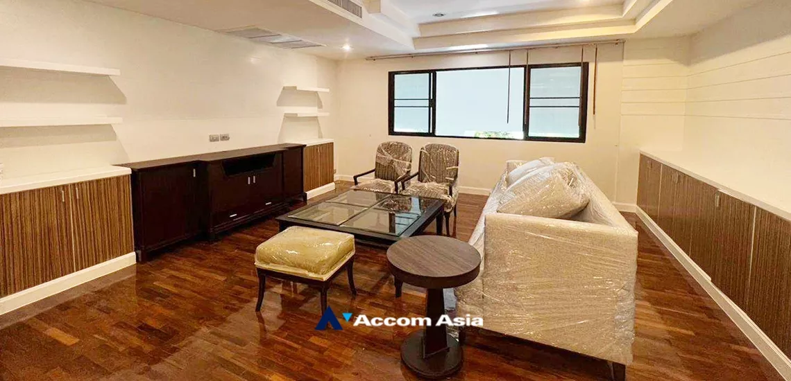  2 Bedrooms  Apartment For Rent in Sukhumvit, Bangkok  near BTS Thong Lo (AA25105)