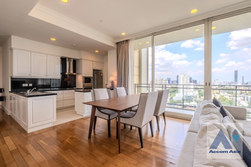 Luxury 2 Bedrooms For Sale near BTS Phrom Phong at Royce Private Residences