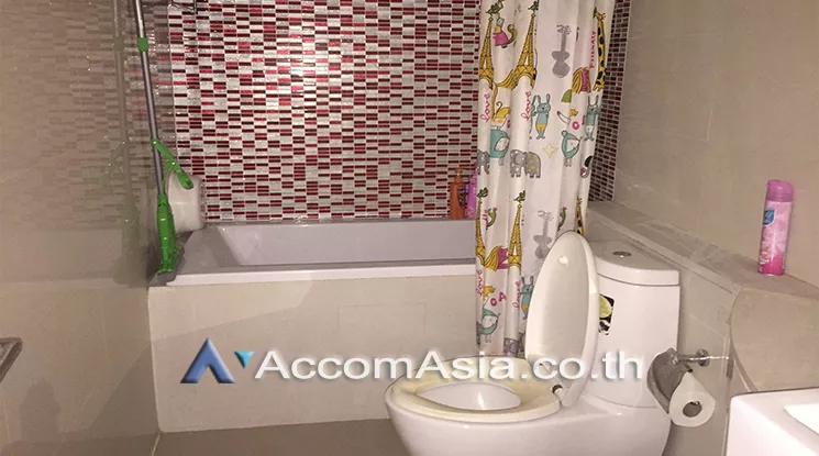  1 Bedroom  Condominium For Rent in Sukhumvit, Bangkok  near BTS Ekkamai (AA25127)