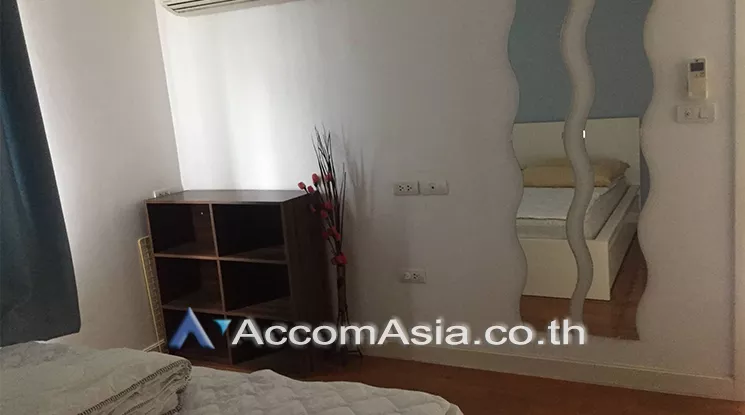  1 Bedroom  Condominium For Rent in Sukhumvit, Bangkok  near BTS Ekkamai (AA25127)