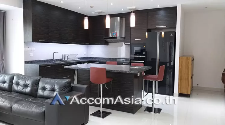  3 Bedrooms  Condominium For Rent in Sukhumvit, Bangkok  near BTS Phrom Phong (AA25129)