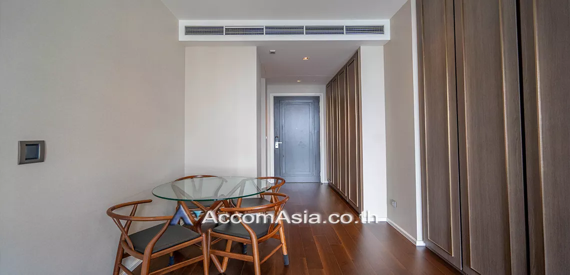  2 Bedrooms  Condominium For Rent in Sukhumvit, Bangkok  near BTS Phrom Phong (AA25137)