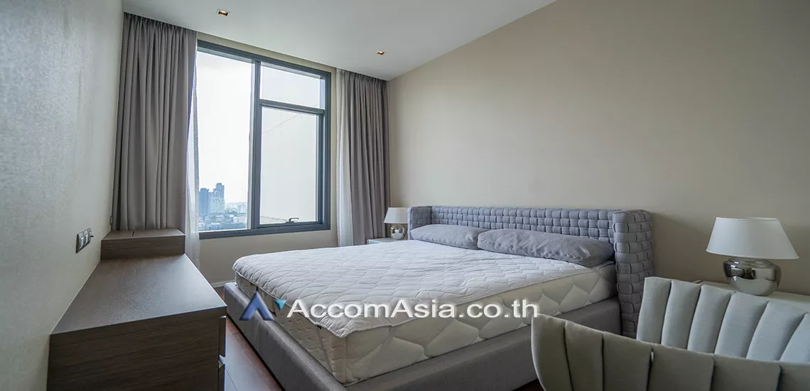  2 Bedrooms  Condominium For Rent in Sukhumvit, Bangkok  near BTS Phrom Phong (AA25137)