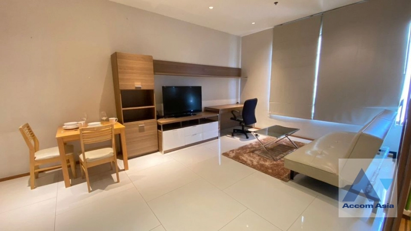  1 Bedroom  Condominium For Rent & Sale in Sukhumvit, Bangkok  near BTS Phrom Phong (AA25171)