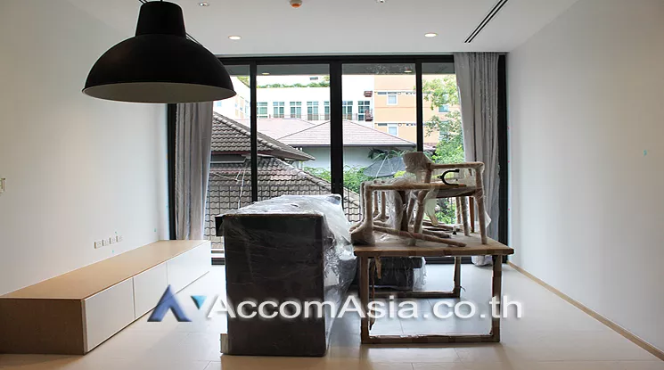  2 Bedrooms  Apartment For Rent in Sukhumvit, Bangkok  near BTS Phrom Phong (AA25223)