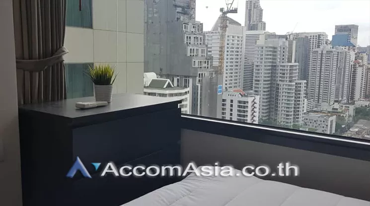  1 Bedroom  Condominium For Rent in Sukhumvit, Bangkok  near BTS Asok - MRT Sukhumvit (AA25234)