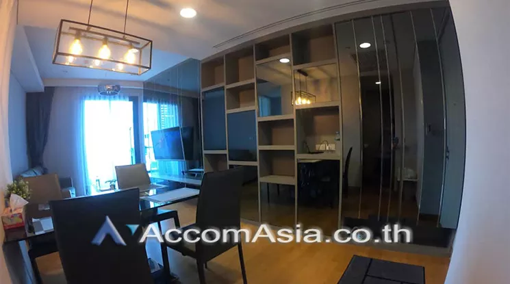  2 Bedrooms  Condominium For Rent in Sukhumvit, Bangkok  near BTS Phrom Phong (AA25248)