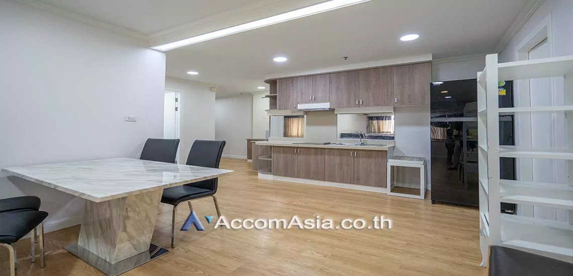  2 Bedrooms  Condominium For Rent in Sukhumvit, Bangkok  near BTS Phrom Phong (AA25254)