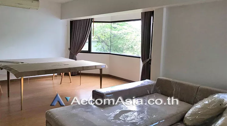  2 Bedrooms  Condominium For Rent in Sukhumvit, Bangkok  near BTS Phrom Phong (AA25258)