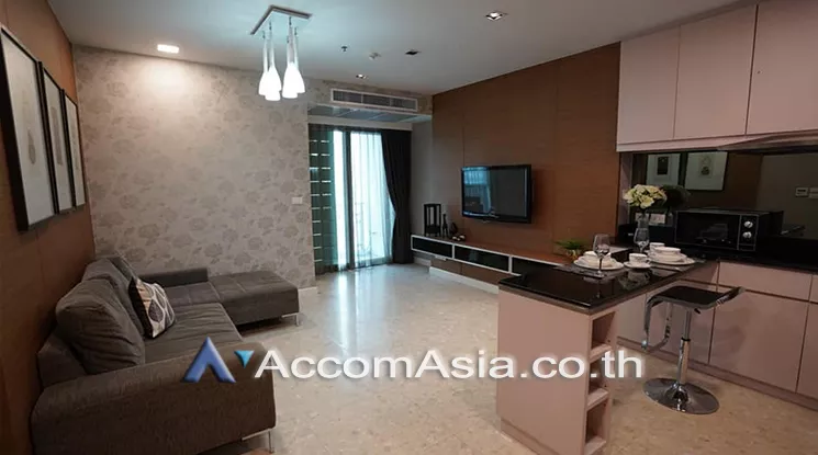  2 Bedrooms  Condominium For Rent in Sukhumvit, Bangkok  near BTS Ekkamai (AA25278)