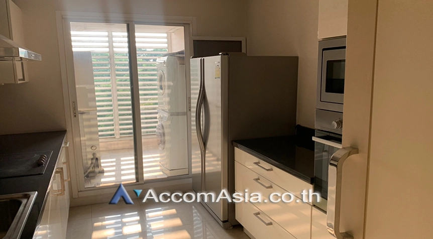  2 Bedrooms  Condominium For Rent in Sathorn, Bangkok  near BRT Thanon Chan (AA25282)