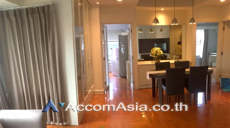  2 Bedrooms  Condominium For Rent in Sukhumvit, Bangkok  near BTS Nana (23982)