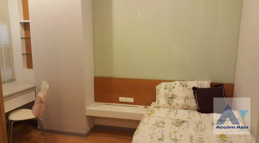  2 Bedrooms  Condominium For Rent in Sukhumvit, Bangkok  near BTS Asok - MRT Sukhumvit (AA25326)