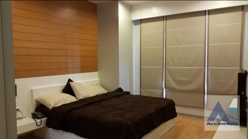  2 Bedrooms  Condominium For Rent in Sukhumvit, Bangkok  near BTS Asok - MRT Sukhumvit (AA25326)