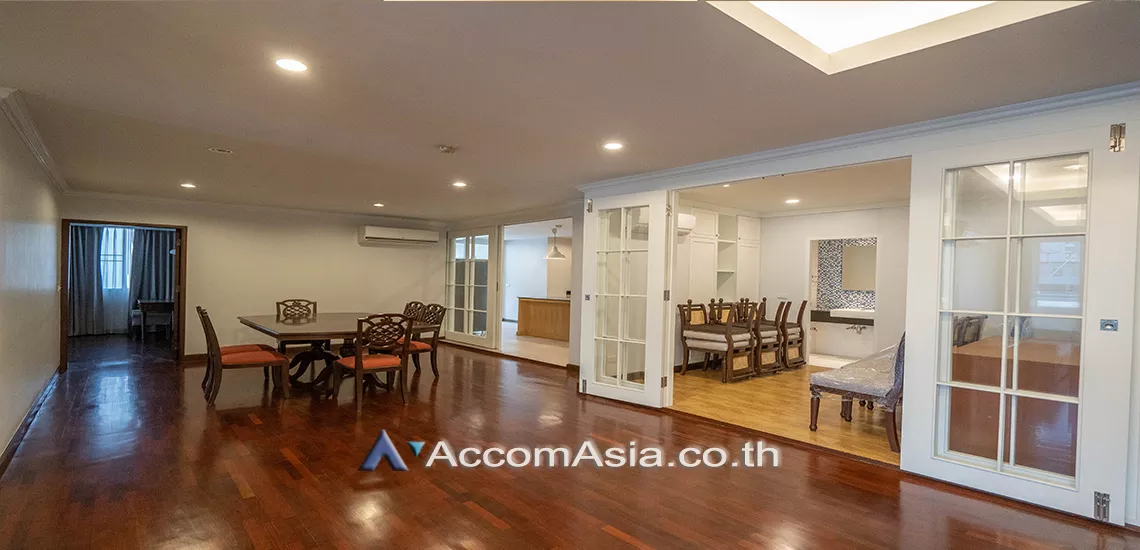 Big Balcony |  2 Bedrooms  Condominium For Rent in Sukhumvit, Bangkok  near BTS Nana (AA25334)