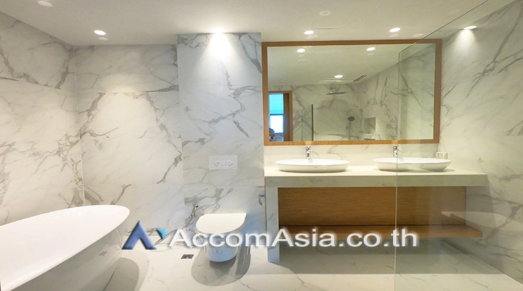 14  4 br Condominium For Rent in Sukhumvit ,Bangkok BTS Asok - MRT Sukhumvit at The Lakes AA25341