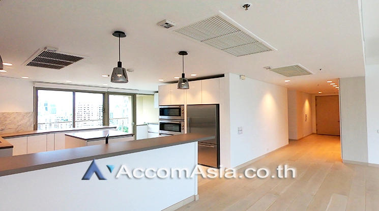 Big Balcony, Pet friendly |  4 Bedrooms  Condominium For Rent in Sukhumvit, Bangkok  near BTS Asok - MRT Sukhumvit (AA25341)