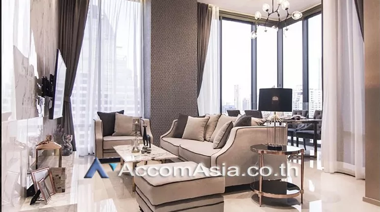  2 Bedrooms  Condominium For Rent in Silom, Bangkok  near BTS Chong Nonsi (AA25351)