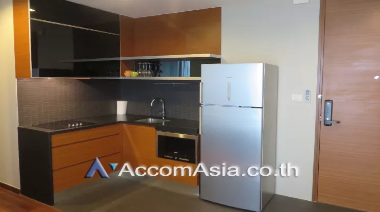  2 Bedrooms  Condominium For Rent in Sukhumvit, Bangkok  near BTS Thong Lo (AA25382)