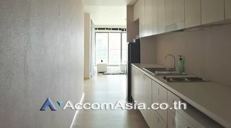  1 Bedroom  Condominium For Rent in Sukhumvit, Bangkok  near BTS Thong Lo (AA25383)