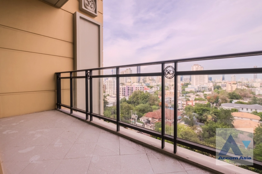 10  2 br Condominium For Sale in Sukhumvit ,Bangkok BTS Phrom Phong at Royce Private Residences AA25403