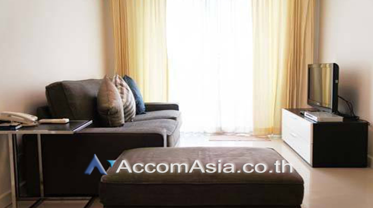  1 Bedroom  Condominium For Sale in Sukhumvit, Bangkok  near BTS Thong Lo (AA25421)