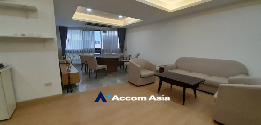 Pet friendly |  3 Bedrooms  Condominium For Rent & Sale in Sukhumvit, Bangkok  near BTS Phrom Phong (AA25429)