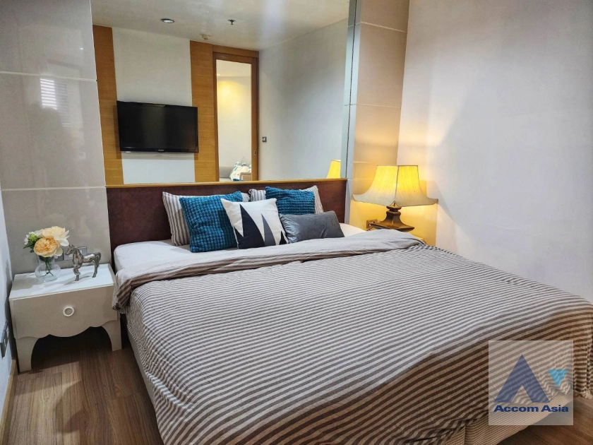  1 Bedroom  Condominium For Rent in Sukhumvit, Bangkok  near BTS Thong Lo (AA25435)