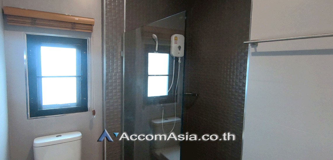 19  3 br House for rent and sale in Sukhumvit ,Bangkok BTS Ekkamai - BTS Phra khanong AA25483