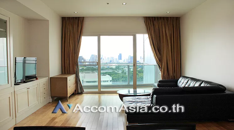  3 Bedrooms  Condominium For Rent in Sukhumvit, Bangkok  near BTS Asok - MRT Sukhumvit (AA25494)