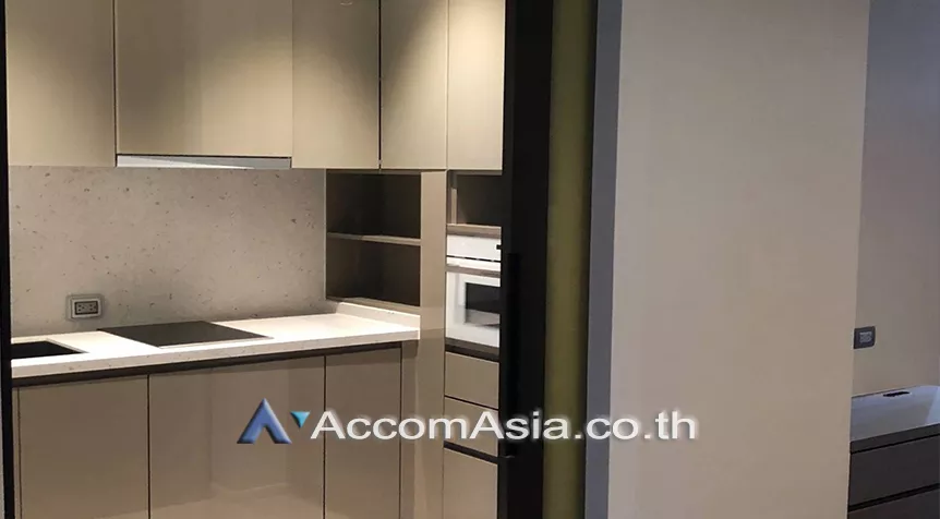  1 Bedroom  Condominium For Rent in Sukhumvit, Bangkok  near BTS Phrom Phong (AA25510)