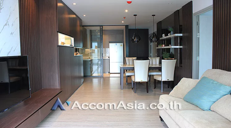  2 Bedrooms  Condominium For Rent in Sukhumvit, Bangkok  near BTS Ekkamai (AA25543)