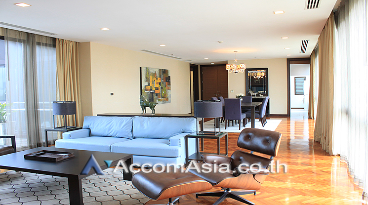 Big Balcony |  2 Bedrooms  Apartment For Rent in Sukhumvit, Bangkok  near BTS Ekkamai (AA25587)