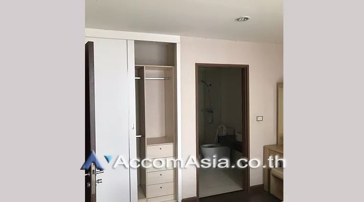 4  1 br Condominium For Sale in Silom ,Bangkok BTS Chong Nonsi at Silom City Resort AA25596
