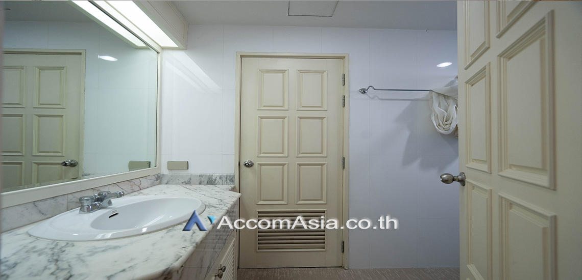 10  3 br Condominium For Rent in Sukhumvit ,Bangkok BTS Thong Lo at Fifty Fifth Tower AA25609