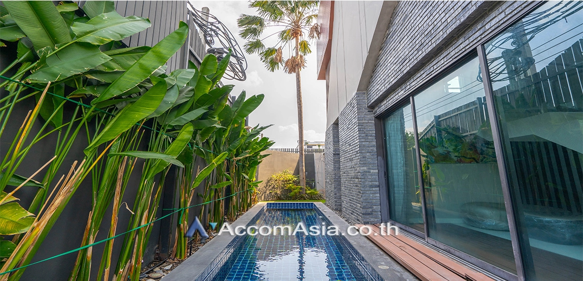 24  3 br Townhouse for rent and sale in Sukhumvit ,Bangkok BTS Ekkamai at The Park lane 22 AA25612