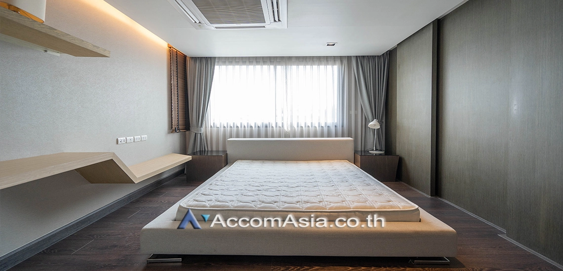 11  3 br Townhouse for rent and sale in Sukhumvit ,Bangkok BTS Ekkamai at The Park lane 22 AA25612