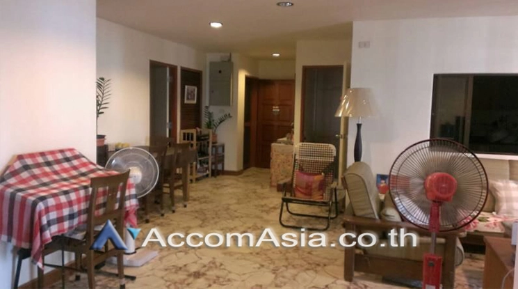  3 Bedrooms  Condominium For Sale in Sukhumvit, Bangkok  near BTS Phrom Phong (AA25679)