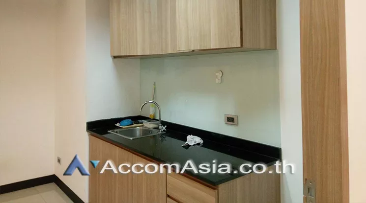  Office space For Rent in Sukhumvit, Bangkok  near BTS Nana (AA25680)