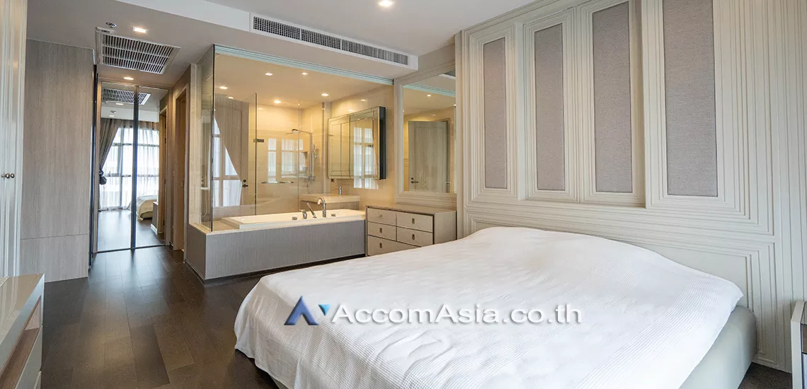  2 Bedrooms  Condominium For Rent in Sukhumvit, Bangkok  near BTS Phrom Phong (AA25705)