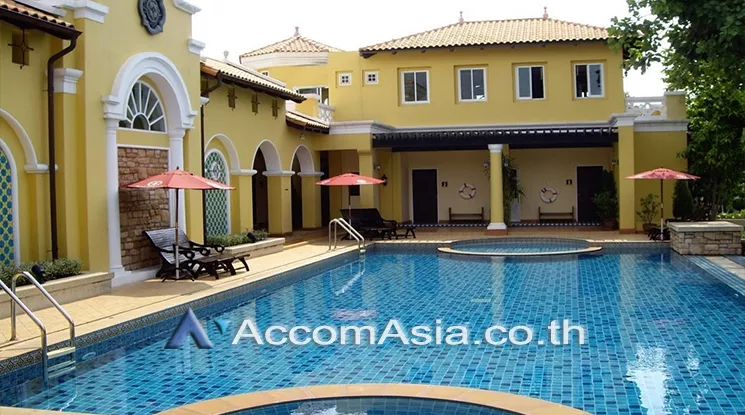  1  2 br Condominium For Sale in Bangna ,Bangkok  at Magnolia AA25706