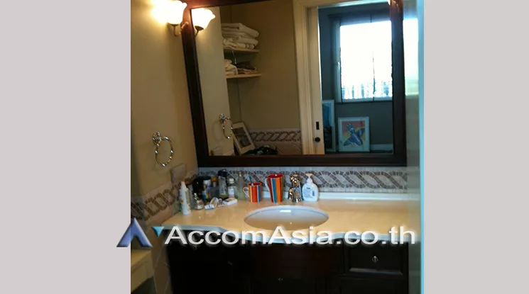 6  2 br Condominium For Sale in Bangna ,Bangkok  at Magnolia AA25706