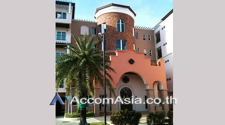 7  2 br Condominium For Sale in Bangna ,Bangkok  at Magnolia AA25706