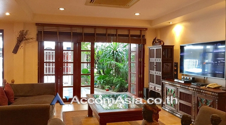 6  4 br Townhouse for rent and sale in Sukhumvit ,Bangkok BTS Phrom Phong at Townhome Sukhumvit AA25719