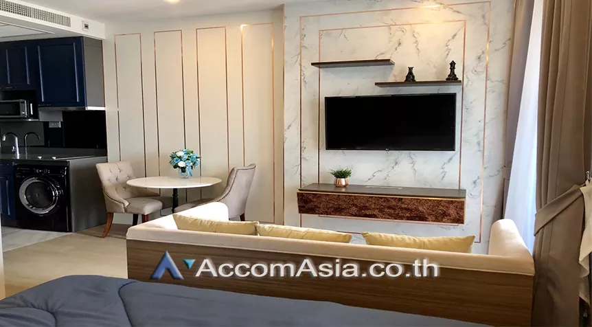  1 Bedroom  Condominium For Rent in Sukhumvit, Bangkok  near BTS Asok - MRT Sukhumvit (AA25734)