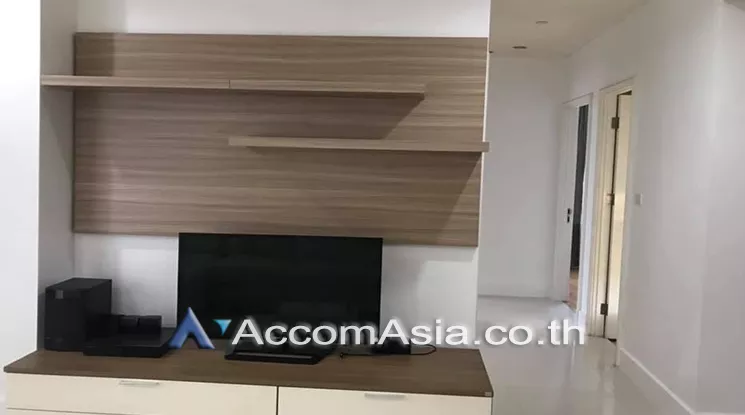  2 Bedrooms  Condominium For Rent in Sukhumvit, Bangkok  near BTS Phrom Phong (AA25749)