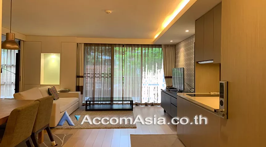  1 Bedroom  Condominium For Rent in Sukhumvit, Bangkok  near BTS Ekkamai (AA25793)