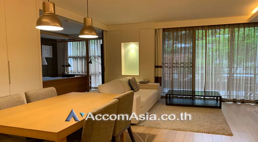  1 Bedroom  Condominium For Rent in Sukhumvit, Bangkok  near BTS Ekkamai (AA25793)