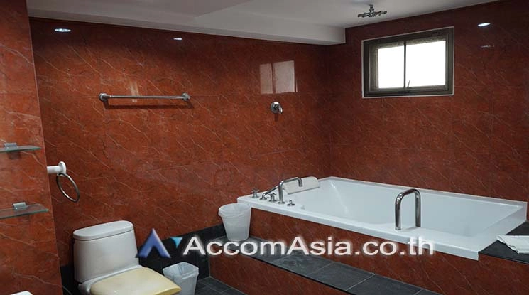 10  4 br Condominium for rent and sale in Sukhumvit ,Bangkok BTS Nana at Inter Tower AA25802