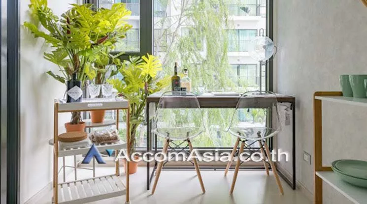  1 Bedroom  Condominium For Sale in Sukhumvit, Bangkok  near BTS Thong Lo (AA25820)